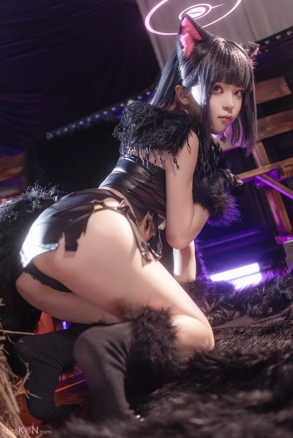 Coser@矢量鱼: 蔚蓝档案-杏山和纱万圣节 (34 photos)