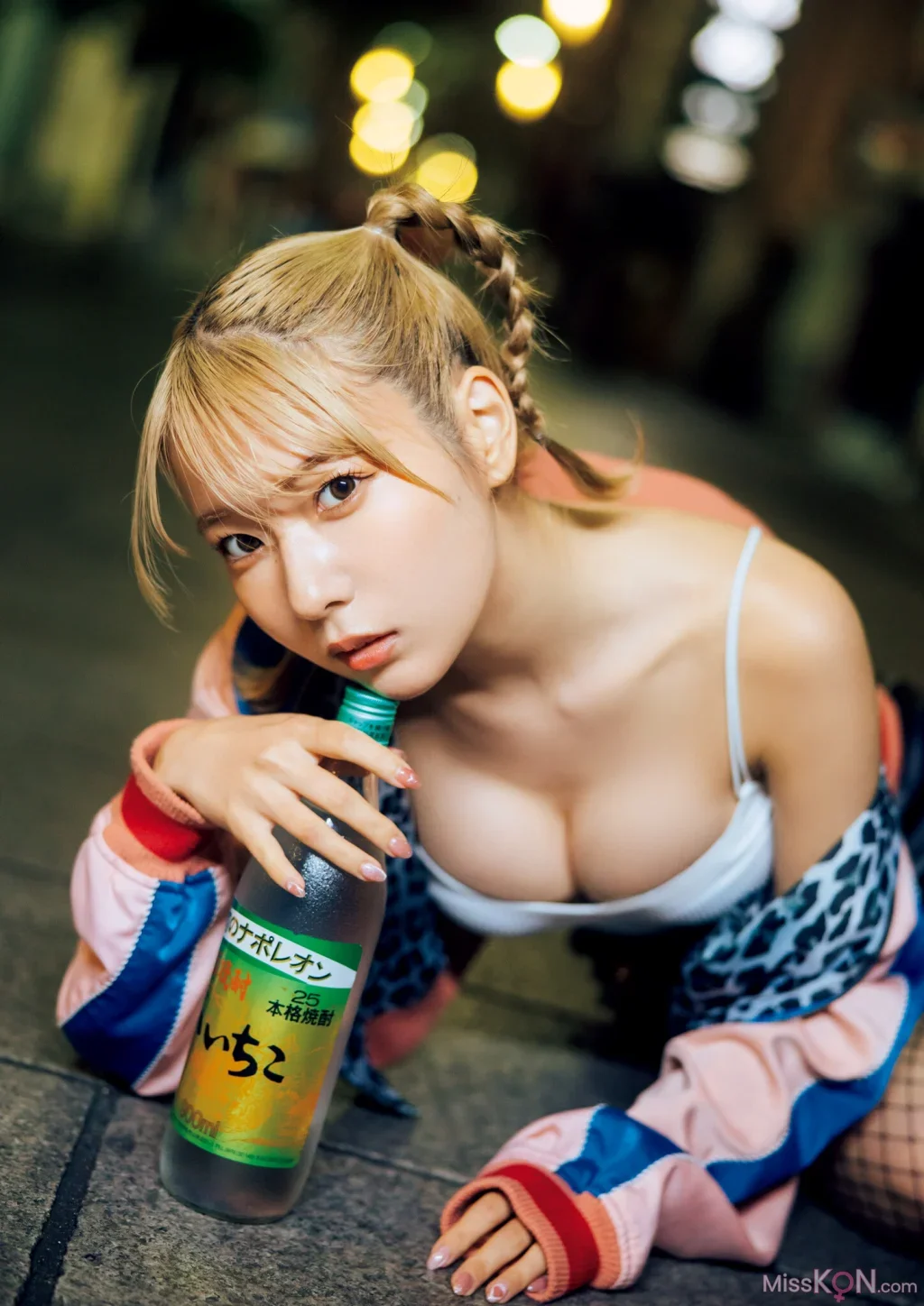 [JP] Oku Yui (奥ゆい): 1st写真集 ゆいゆい (133 photos)