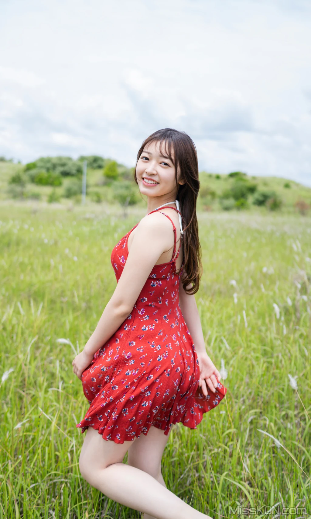 [JP] Kuroe Koharu (黒江こはる): るんるん、こはるん。 (65 photos) 