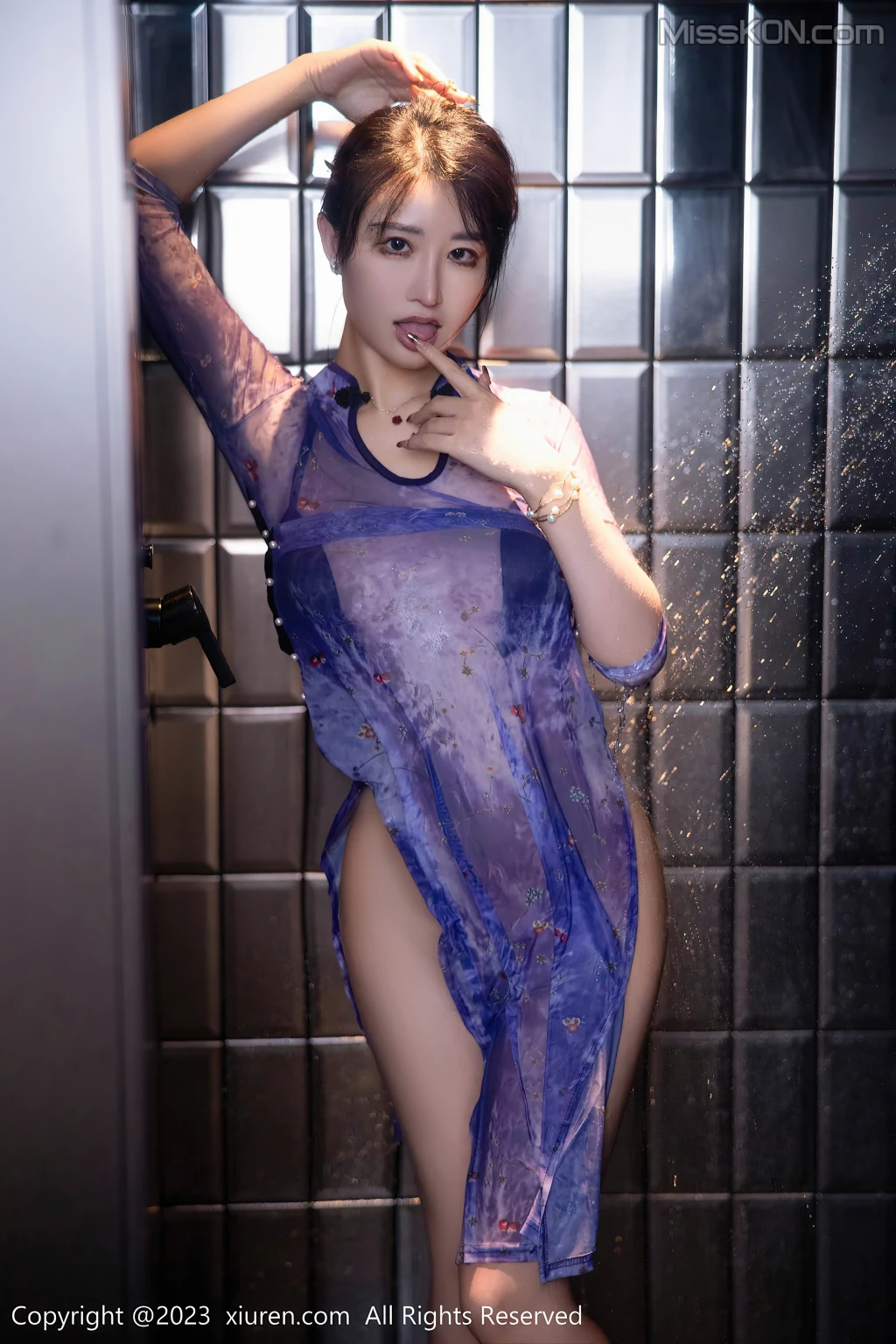 XIUREN No.6871 – 6878 (613 photos) 12 XIUREN No.6871 – 6878 (613 photos) 12