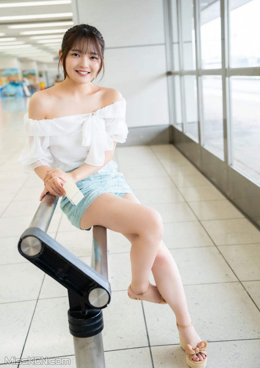 [JP] Fukutome Mitsuho (福留光帆): 正直、カワイイ！ (57 photos) 
