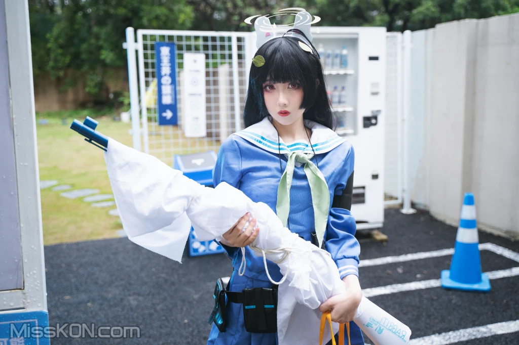 Coser@小和甜酒: 蔚蓝档案 霞沢美游 (82 photos) 