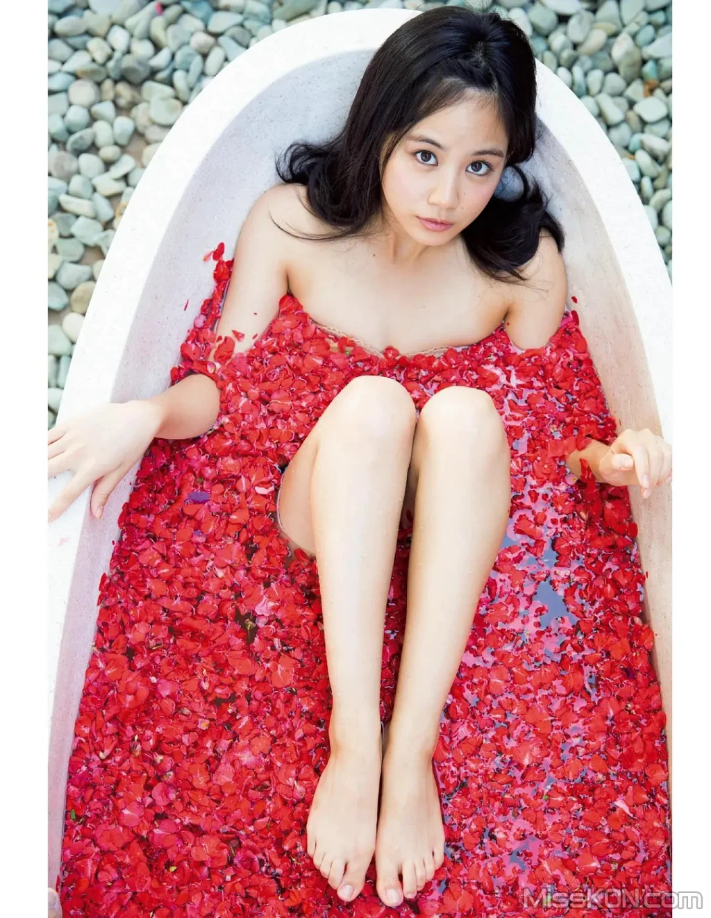Yui Ito (伊藤優衣): With YUI (82 photos) 1 Yui Ito (伊藤優衣): With YUI (82 photos) 1
