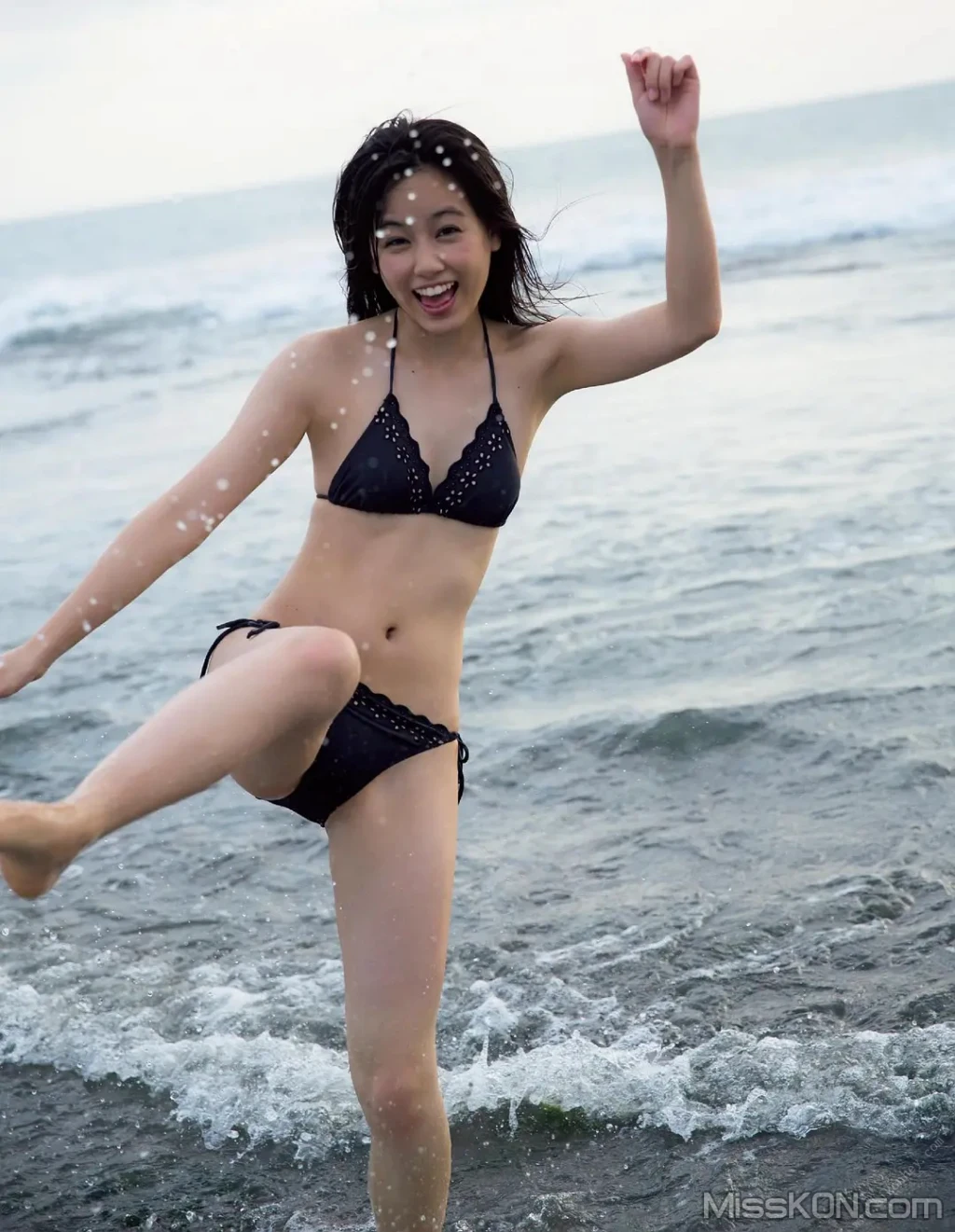 Yui Ito (伊藤優衣): With YUI (82 photos) 17 Yui Ito (伊藤優衣): With YUI (82 photos) 17