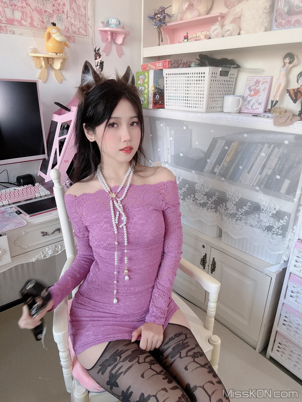 Coser@不呆猫: 新浴室人妻 (32 photos) 
