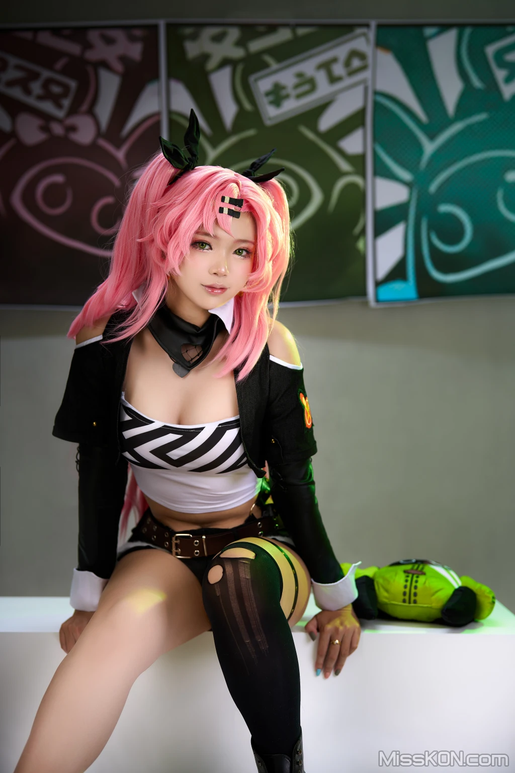 Coser@ZinieQ: Nicole (Zenless Zone Zero) (34 photos) 