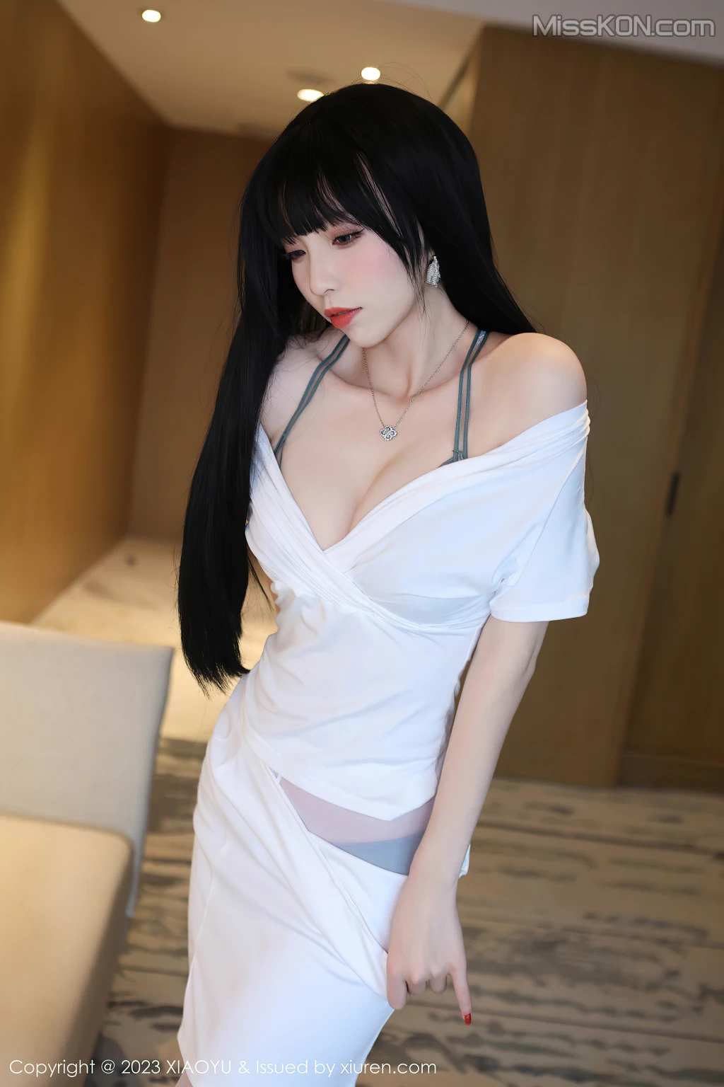 XIUREN No.6895 – 6902 (575 photos) 17 XIUREN No.6895 – 6902 (575 photos) 17