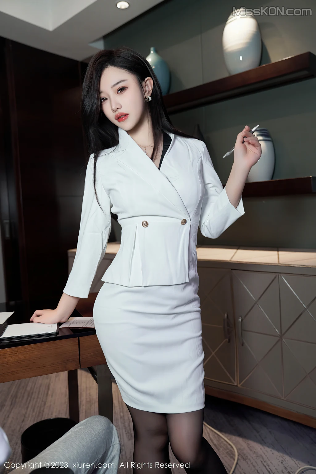 XIUREN No.6895 – 6902 (575 photos) 16 XIUREN No.6895 – 6902 (575 photos) 16