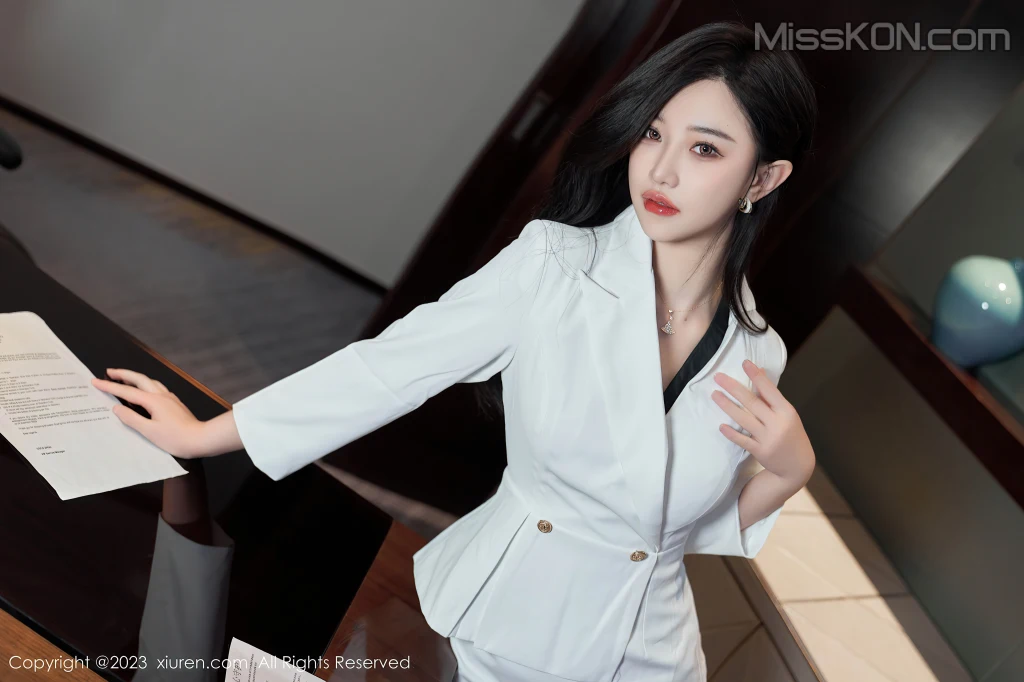 XIUREN No.6895 – 6902 (575 photos) 12 XIUREN No.6895 – 6902 (575 photos) 12