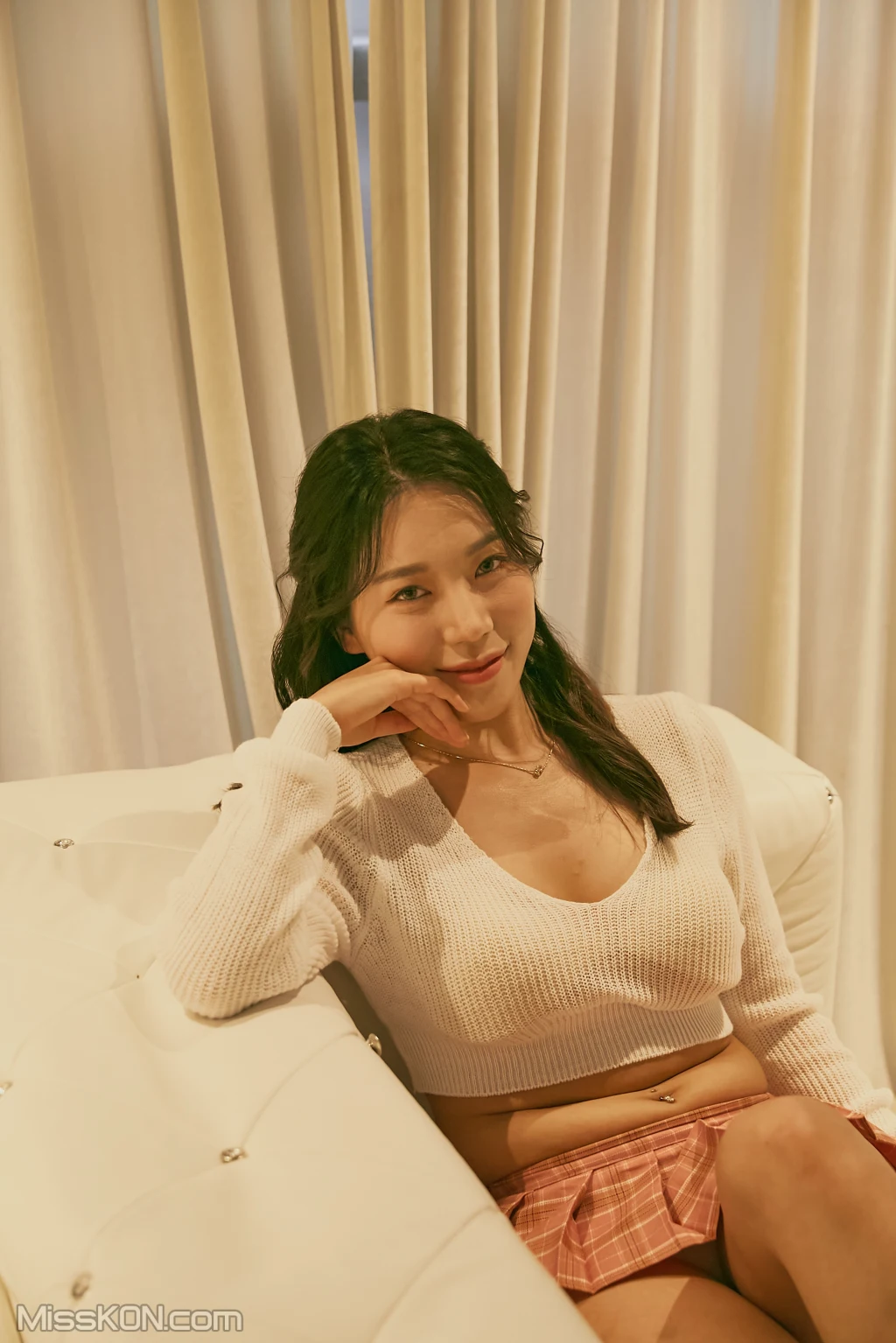 MINI #4 FIRST DATE (64 photos) 