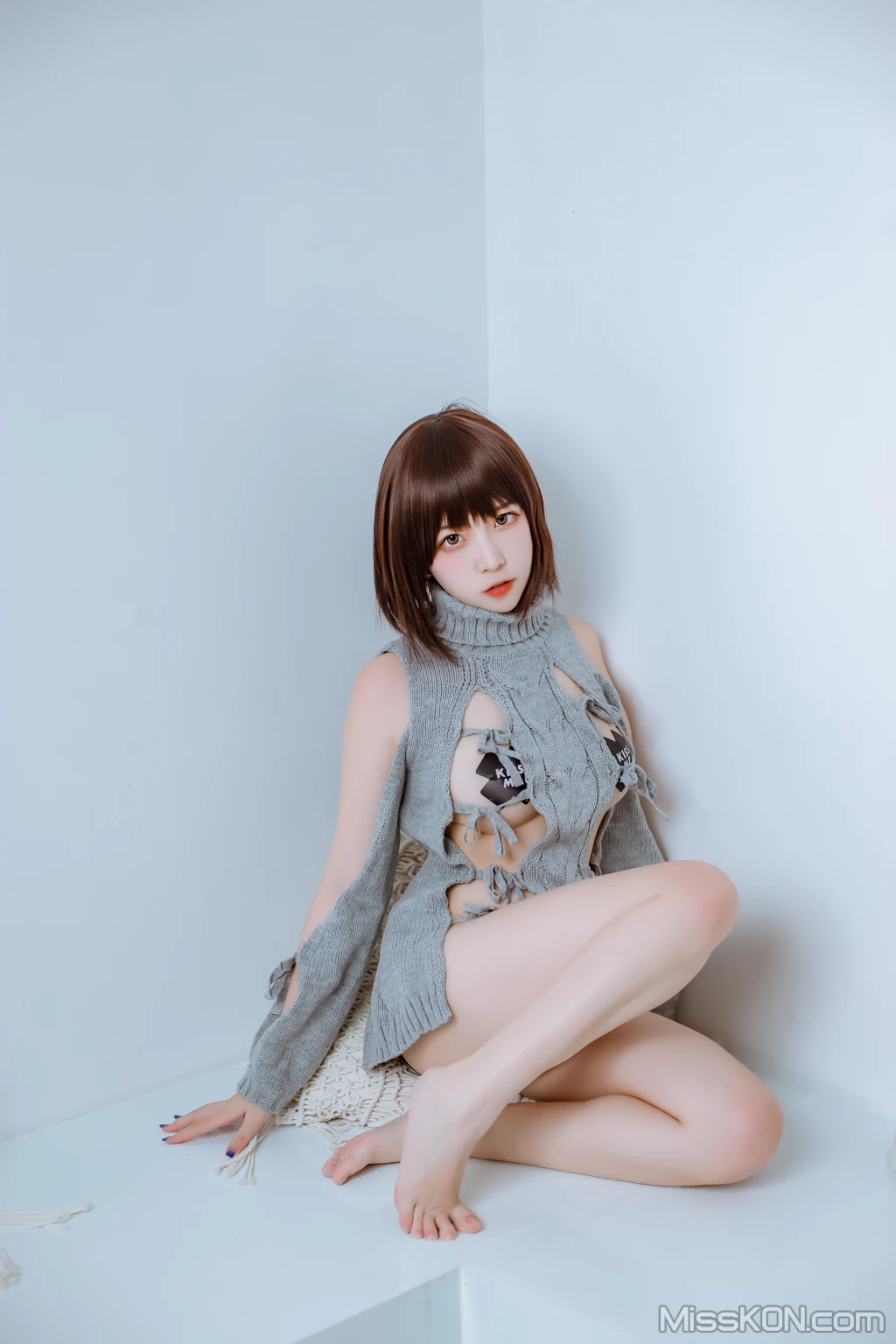 Coser@二佐Nisa: 私房洞洞毛衣 (66 photos ) 