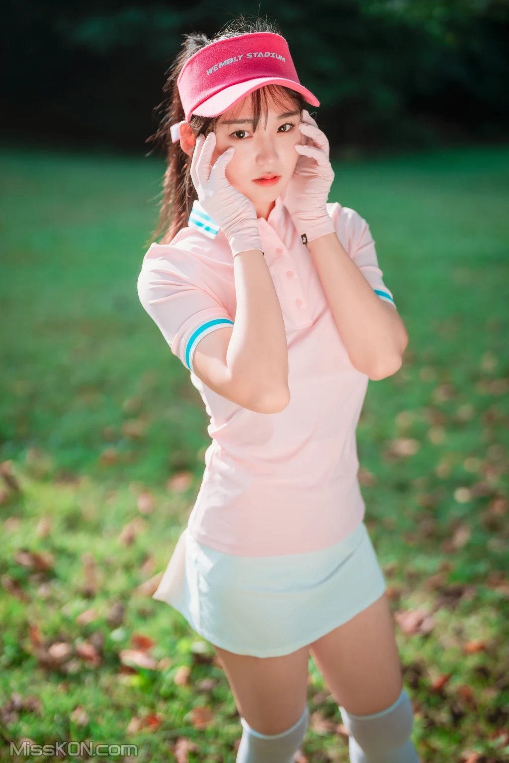DJAWA Photo – HENDOONG (혠둥이): “On Green” (101 photos) 19 DJAWA Photo – HENDOONG (혠둥이): “On Green” (101 photos) 19