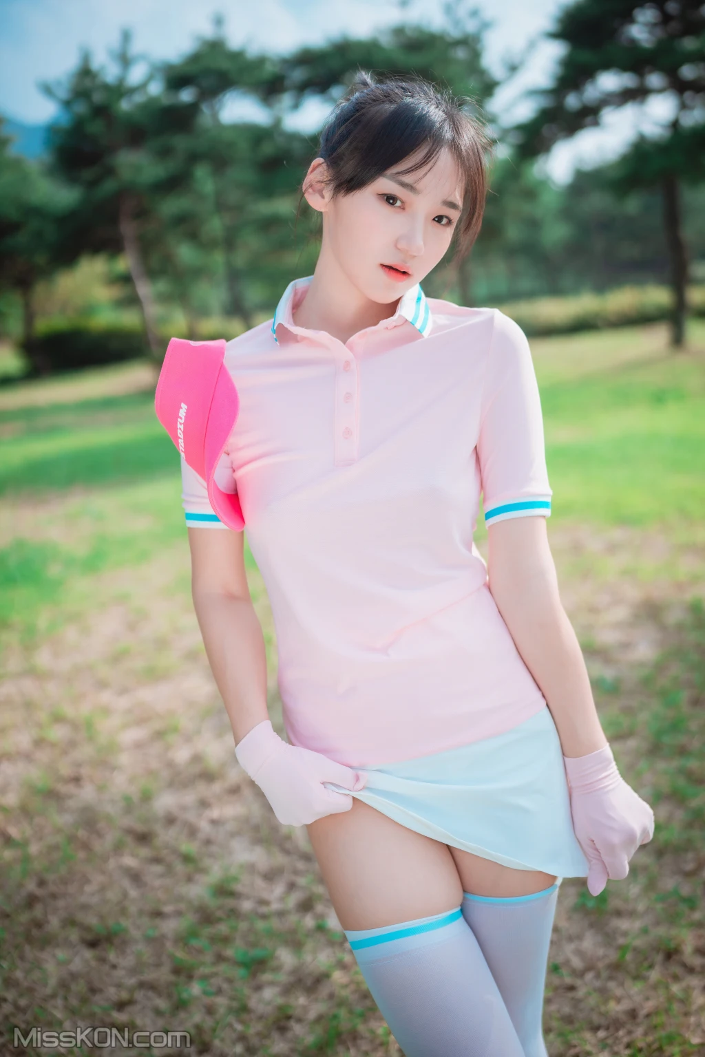 DJAWA Photo – HENDOONG (혠둥이): “On Green” (101 photos) 18 DJAWA Photo – HENDOONG (혠둥이): “On Green” (101 photos) 18