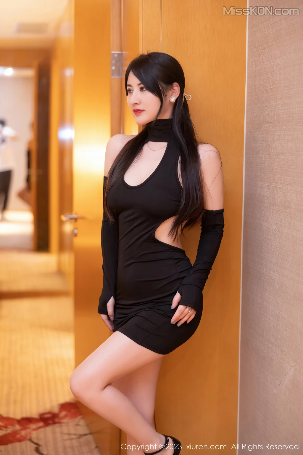 XIUREN No.6735 – 6742 (643 photos) 0 XIUREN No.6735 – 6742 (643 photos) 0