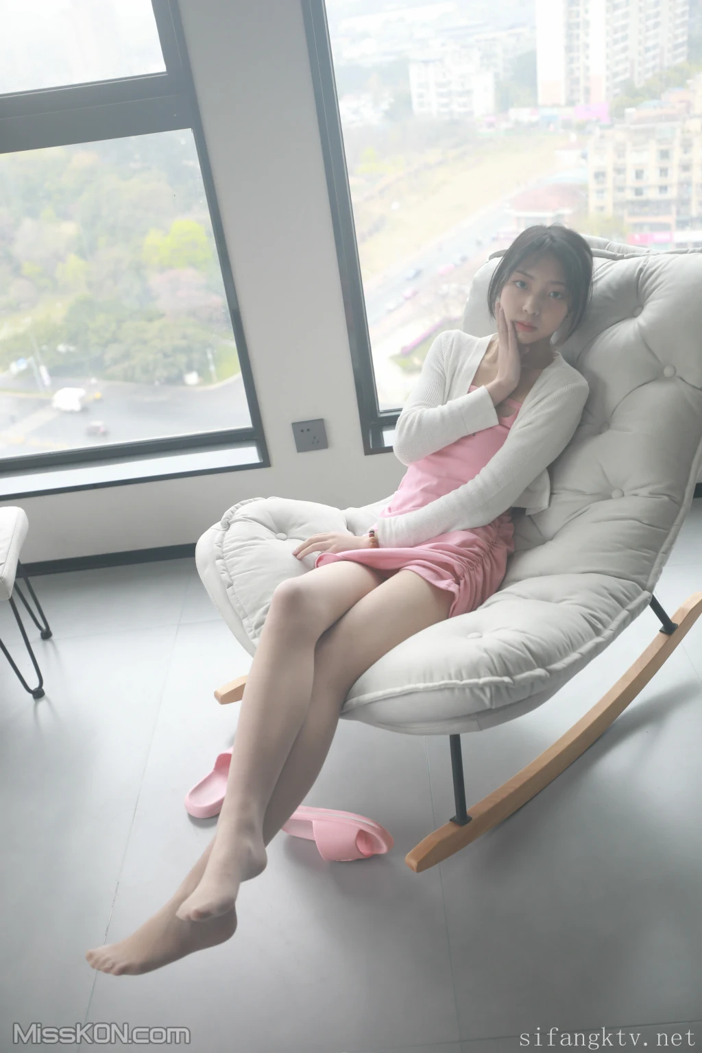 雪儿 – R18 定制私拍 无内肉丝 (70 photos) 8 雪儿 – R18 定制私拍 无内肉丝 (70 photos) 8