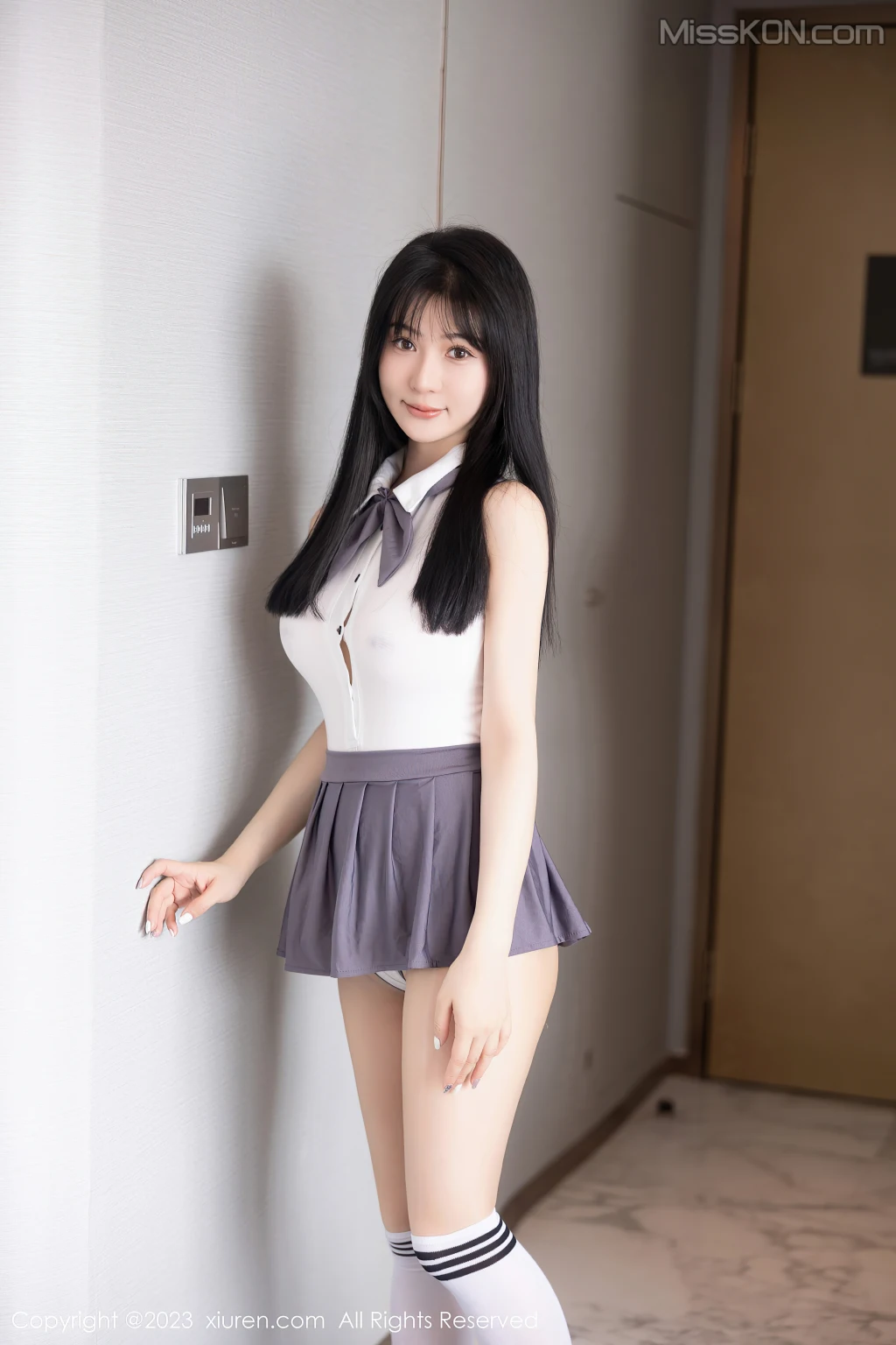 XIUREN No.6811 – 6818 (665 photos) 7 XIUREN No.6811 – 6818 (665 photos) 7