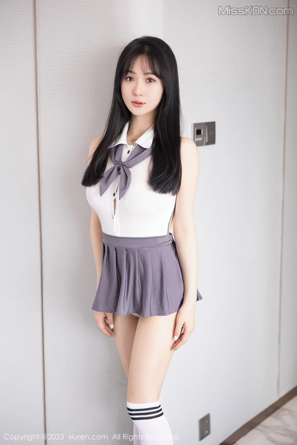XIUREN No.6811 – 6818 (665 photos) 6 XIUREN No.6811 – 6818 (665 photos) 6