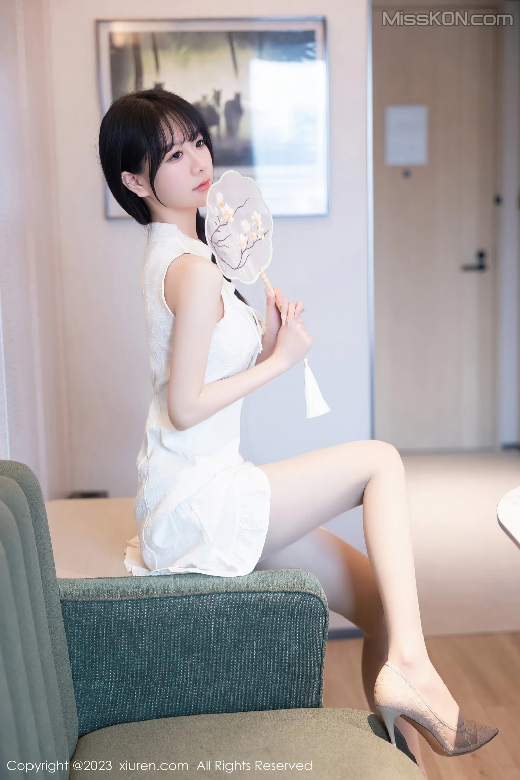 XIUREN No.6811 – 6818 (665 photos) 16 XIUREN No.6811 – 6818 (665 photos) 16