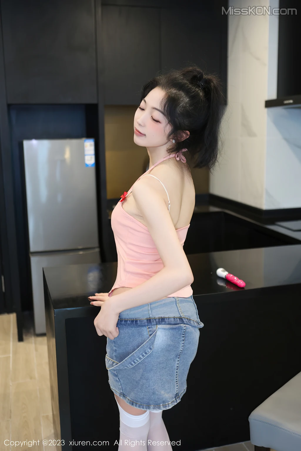 XIUREN No.6811 – 6818 (665 photos) 7 XIUREN No.6811 – 6818 (665 photos) 7