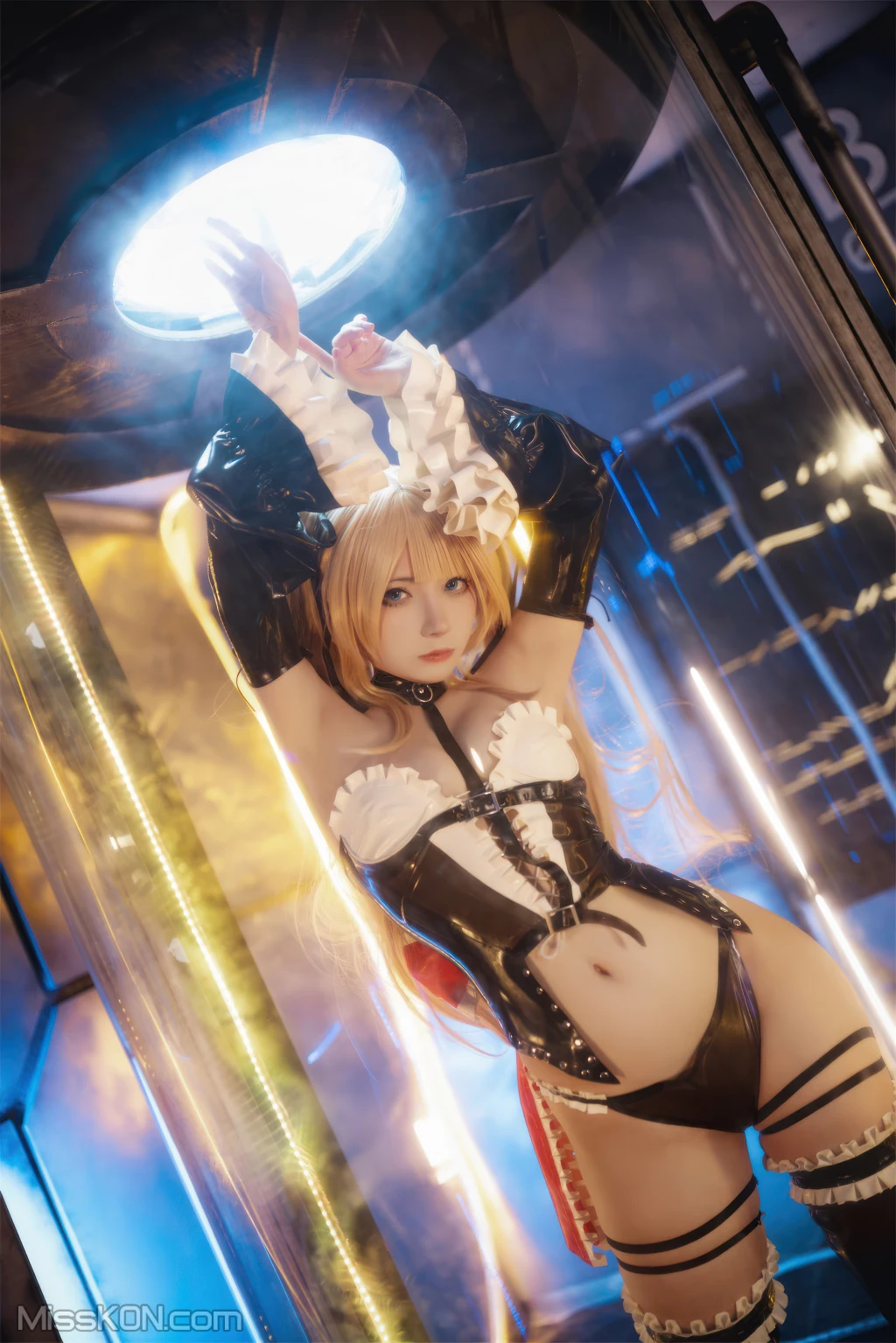 Coser@是三不是世w: 玛丽萝丝胶衣 (40 photos) 