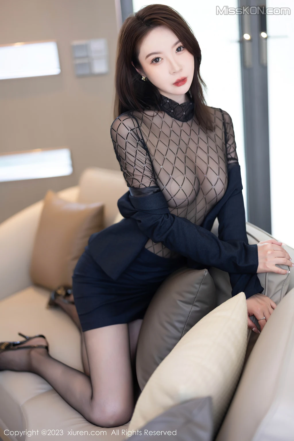 XIUREN No.6909 – 6916 (602 photos) 12 XIUREN No.6909 – 6916 (602 photos) 12