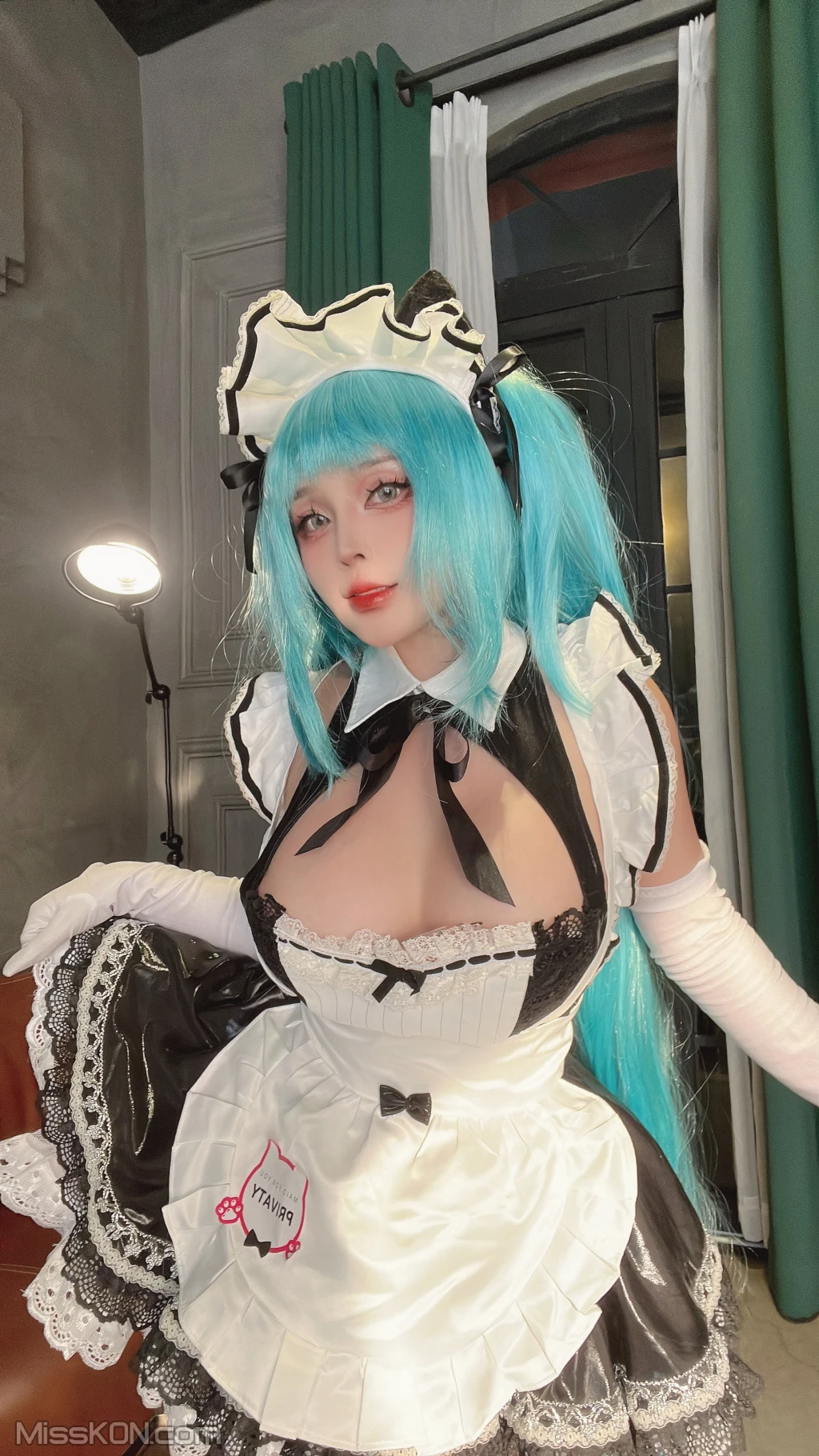Coser@Sayo Momo: NIKKE Privaty Maid (93 photos ) 