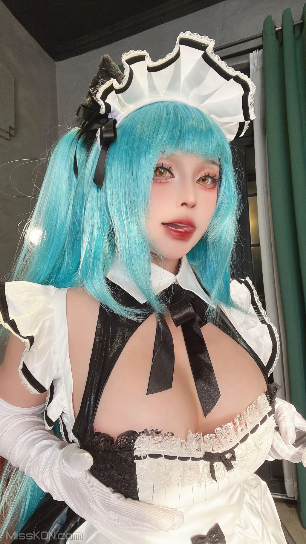 Coser@Sayo Momo: NIKKE Privaty Maid (93 photos ) 