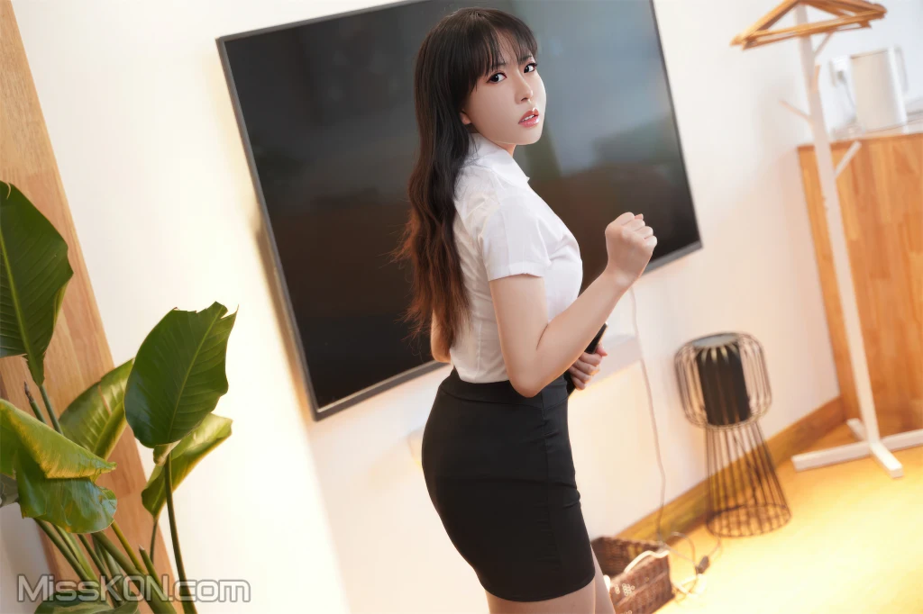 Coser@虎森森: 下班后的 OL (69 photos) 18 Coser@虎森森: 下班后的 OL (69 photos) 18