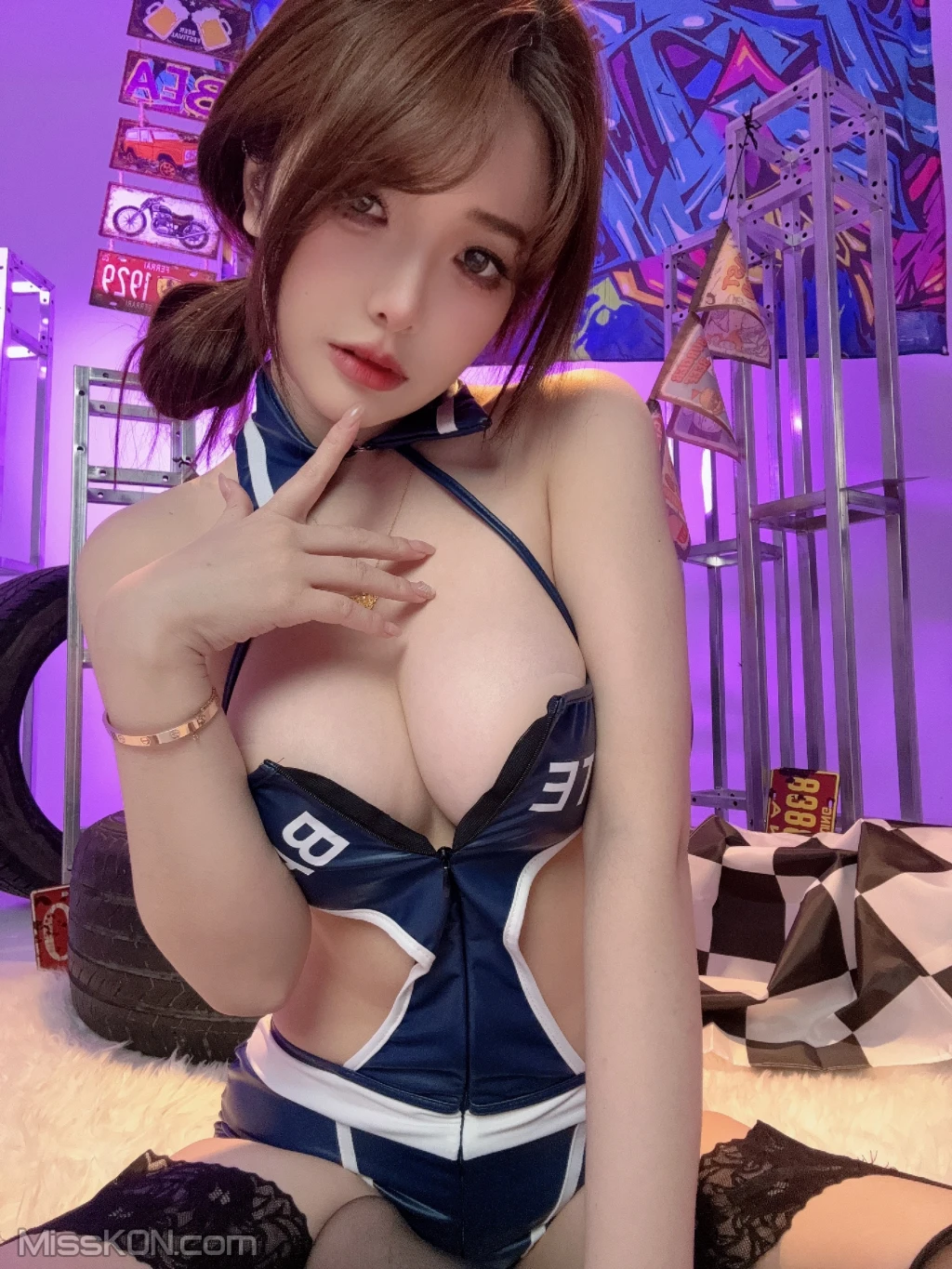 Coser@雯妹不讲道理: 赛车女郎 (6套) (183 photos ) 8 Coser@雯妹不讲道理: 赛车女郎 (6套) (183 photos ) 8
