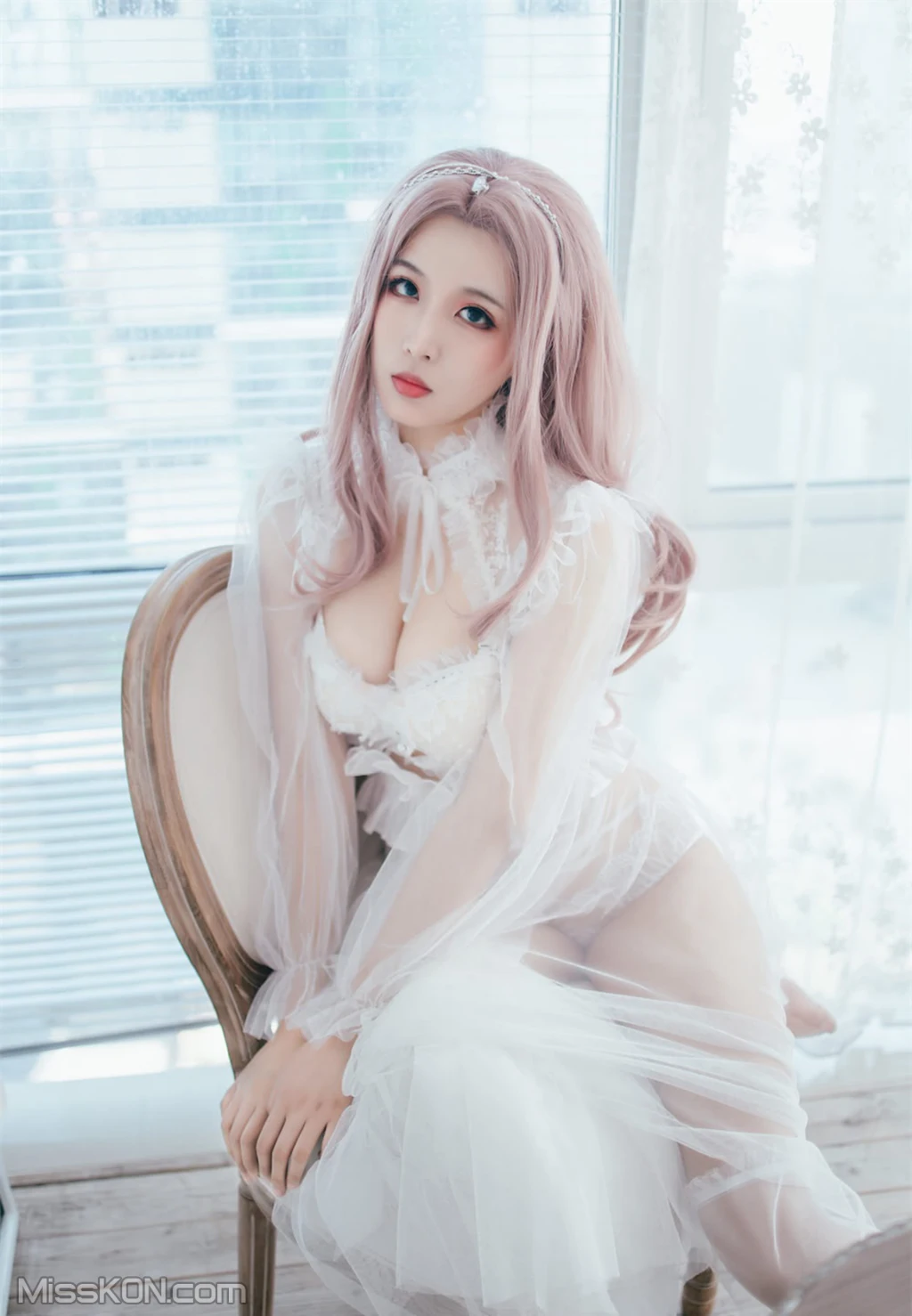Coser@轩萧学姐: 花嫁 (32 photos) 