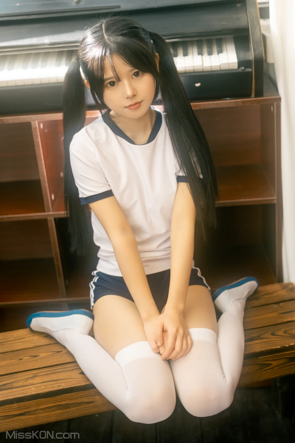 Coser@rua阮阮: 春の更衣室-体操服 (47 photos) 5 Coser@rua阮阮: 春の更衣室-体操服 (47 photos) 5