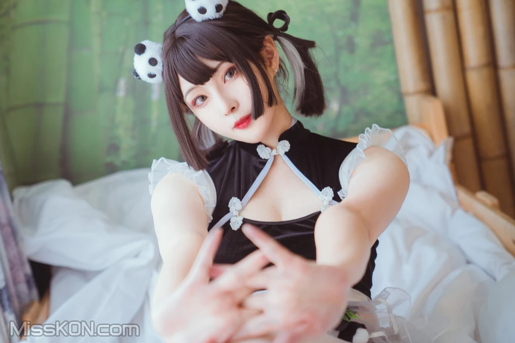 Coser@Natsuko夏夏子: 熊猫女仆 (64 photos ) 