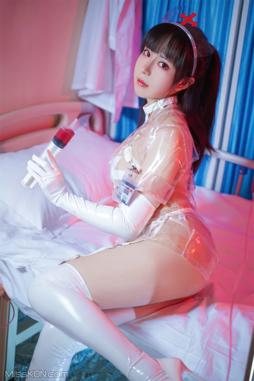 Coser@虎森森: 透明护士 (60 photos) 