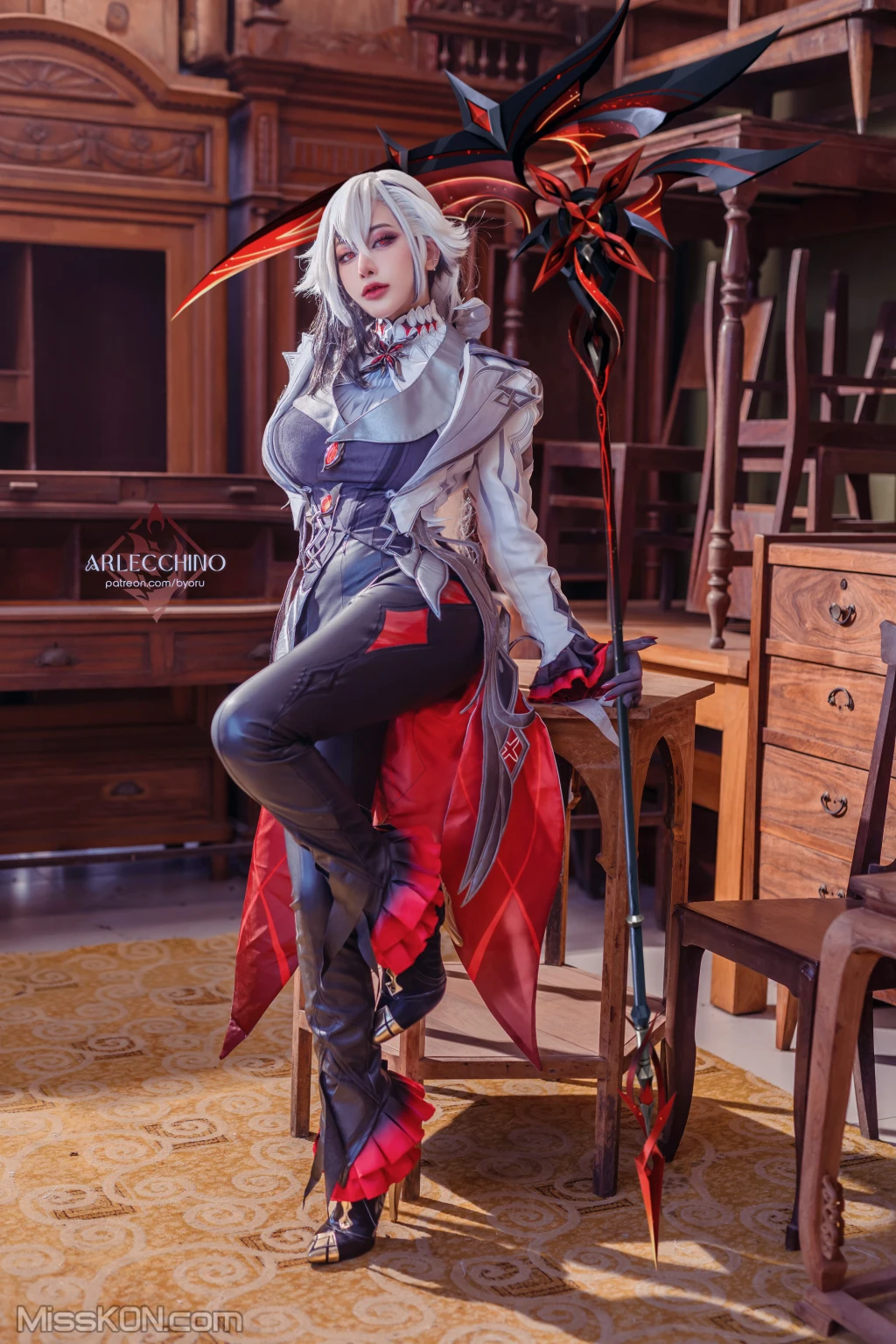 Coser@Byoru: 原神「仆人」阿蕾奇诺 二 (43 photos ) 