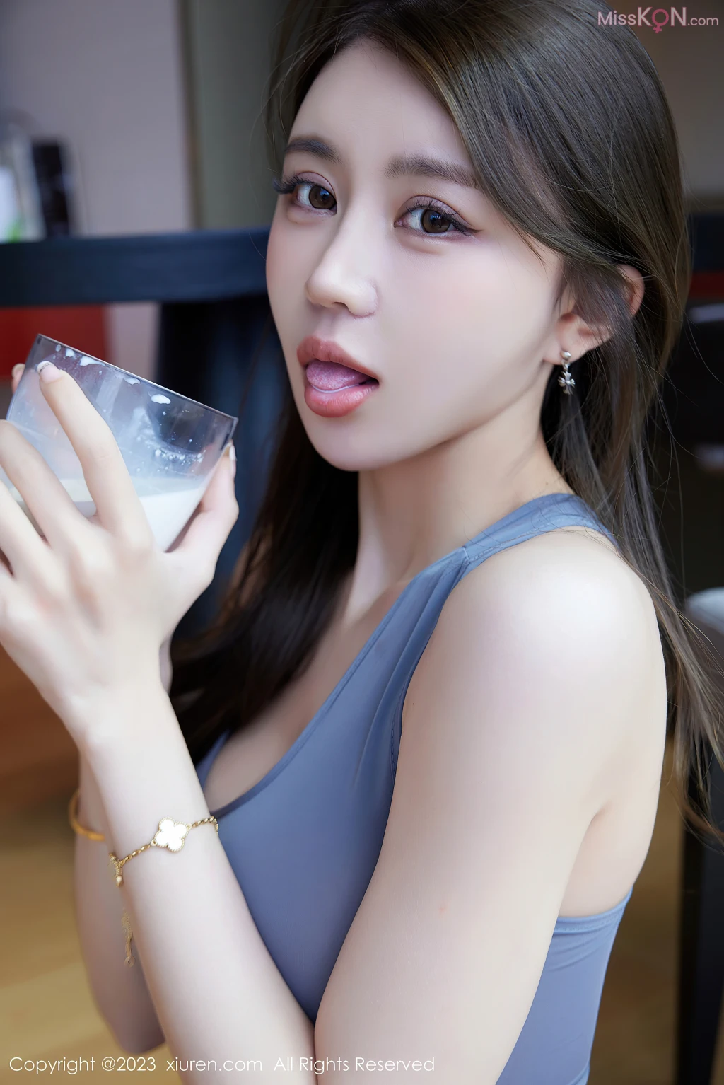 XIUREN No.7555 – 7564 (784 photos) 10 XIUREN No.7555 – 7564 (784 photos) 10