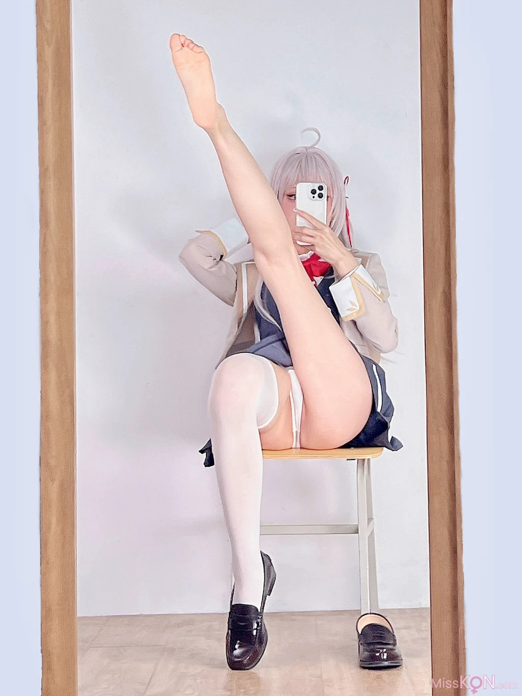 Coser@水淼Aqua: 邻桌艾莉 (20 photos) 
