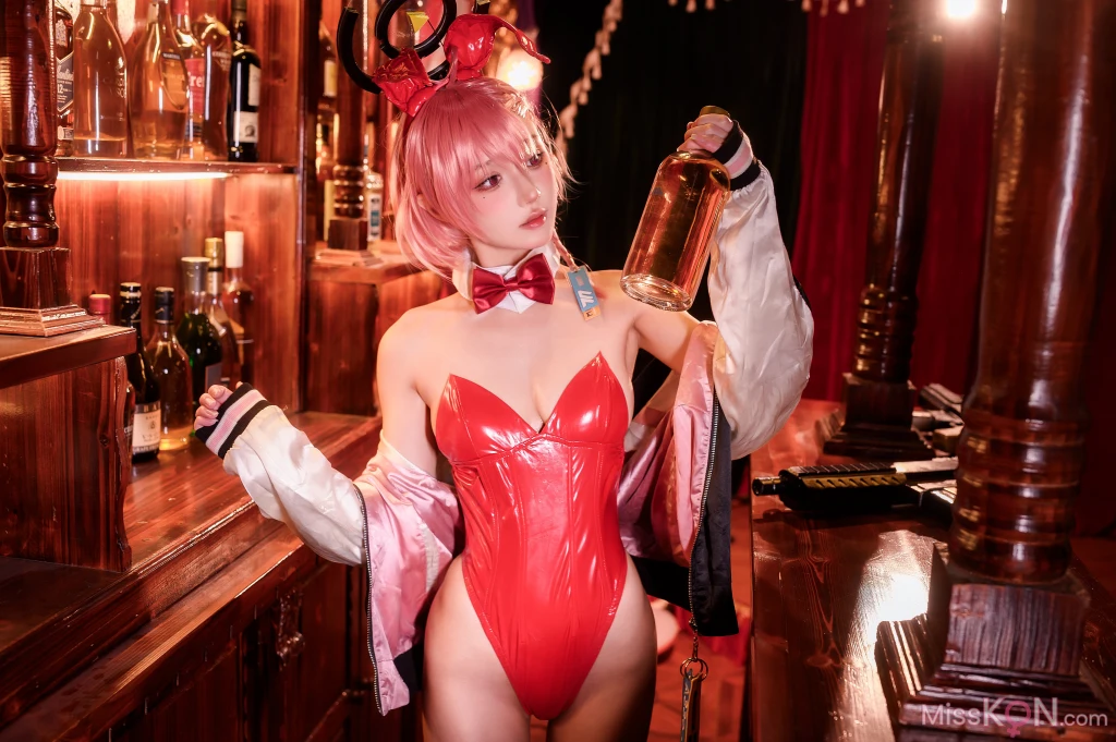 Coser@阿包也是兔娘: 兔女郎 美甘尼禄 (42 photos) 