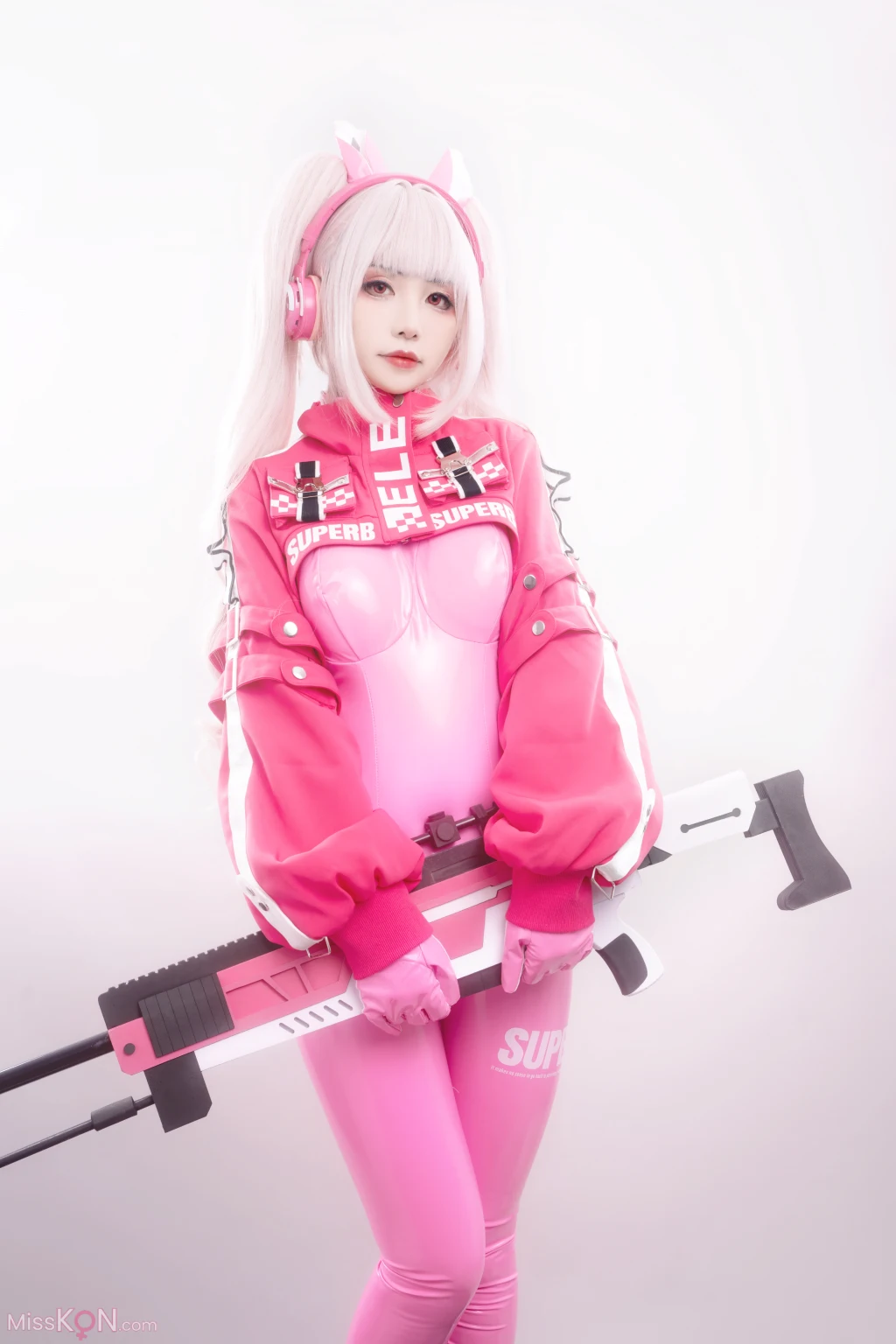 Coser@爆机少女喵小吉 (Nekokoyoshi): NIKKE 爱丽丝 (78 photos ) 13 Coser@爆机少女喵小吉 (Nekokoyoshi): NIKKE 爱丽丝 (78 photos ) 13