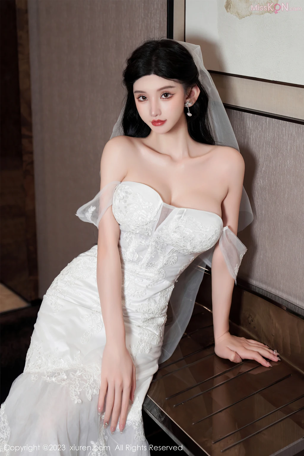 XIUREN No.7461 – 7468 (700 photos) 10 XIUREN No.7461 – 7468 (700 photos) 10