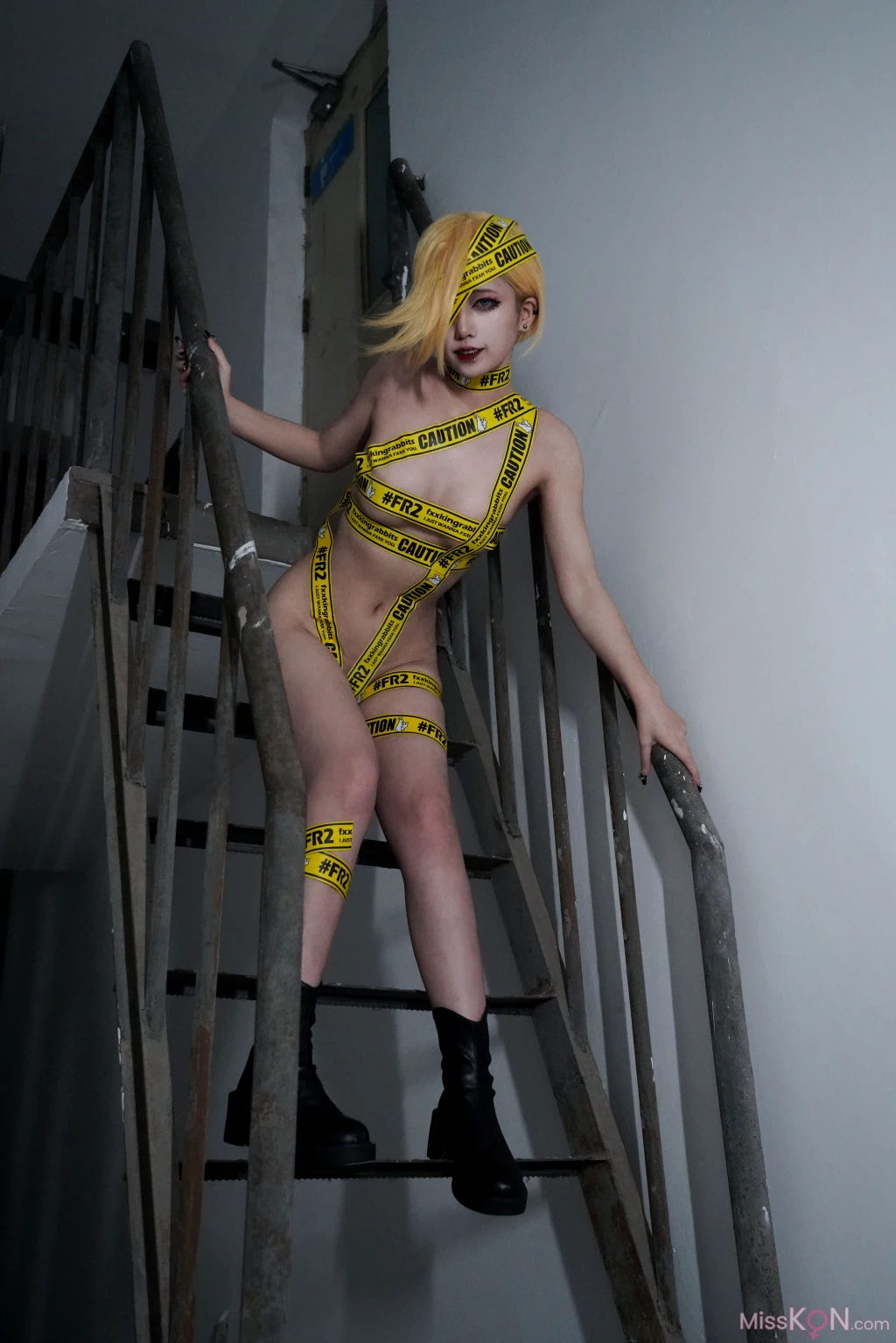 Coser@絞肉姬Walküre: Panty胶带装 (37 photos) 