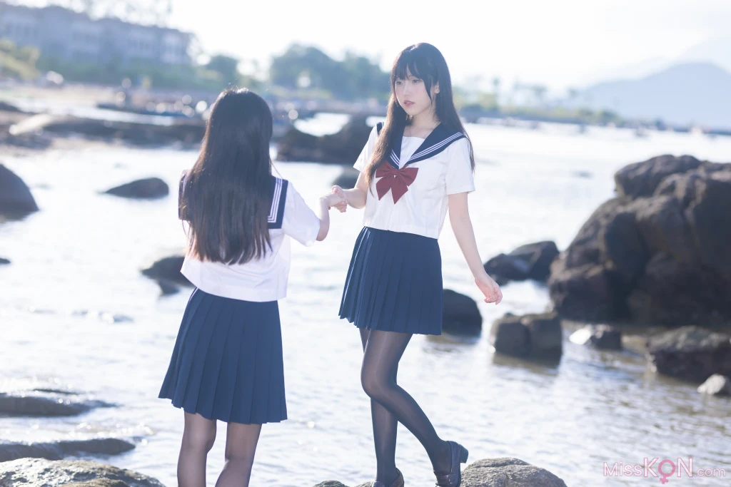 Coser@不呆猫 & 三無人型: 水手服百合黑丝 (51 photos ) 8 Coser@不呆猫 & 三無人型: 水手服百合黑丝 (51 photos ) 8