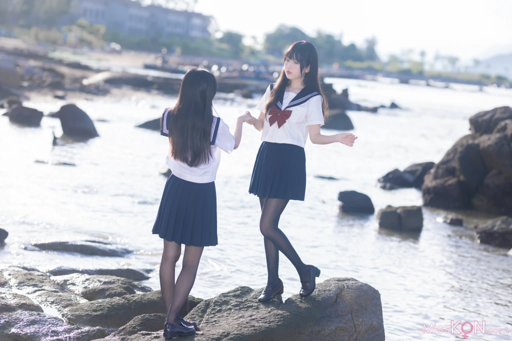 Coser@不呆猫 & 三無人型: 水手服百合黑丝 (51 photos ) 9 Coser@不呆猫 & 三無人型: 水手服百合黑丝 (51 photos ) 9