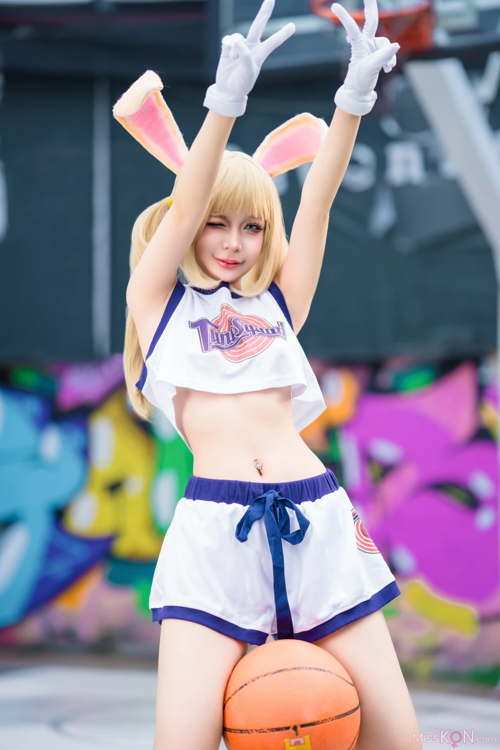 Coser@UmekoJ: Lola Bunny (53 photos ) 