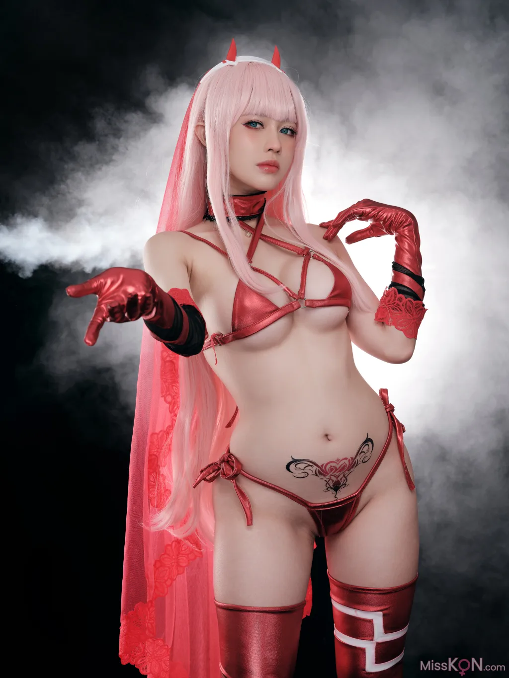 Coser@PingPing: Zero Two (29 photos) 