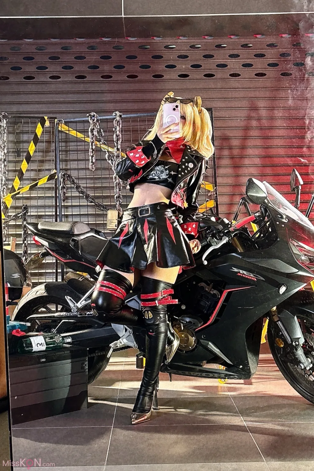 Coser@UmekoJ: Burnice White Zenless Zone Zero (97 photos ) 18 Coser@UmekoJ: Burnice White Zenless Zone Zero (97 photos ) 18
