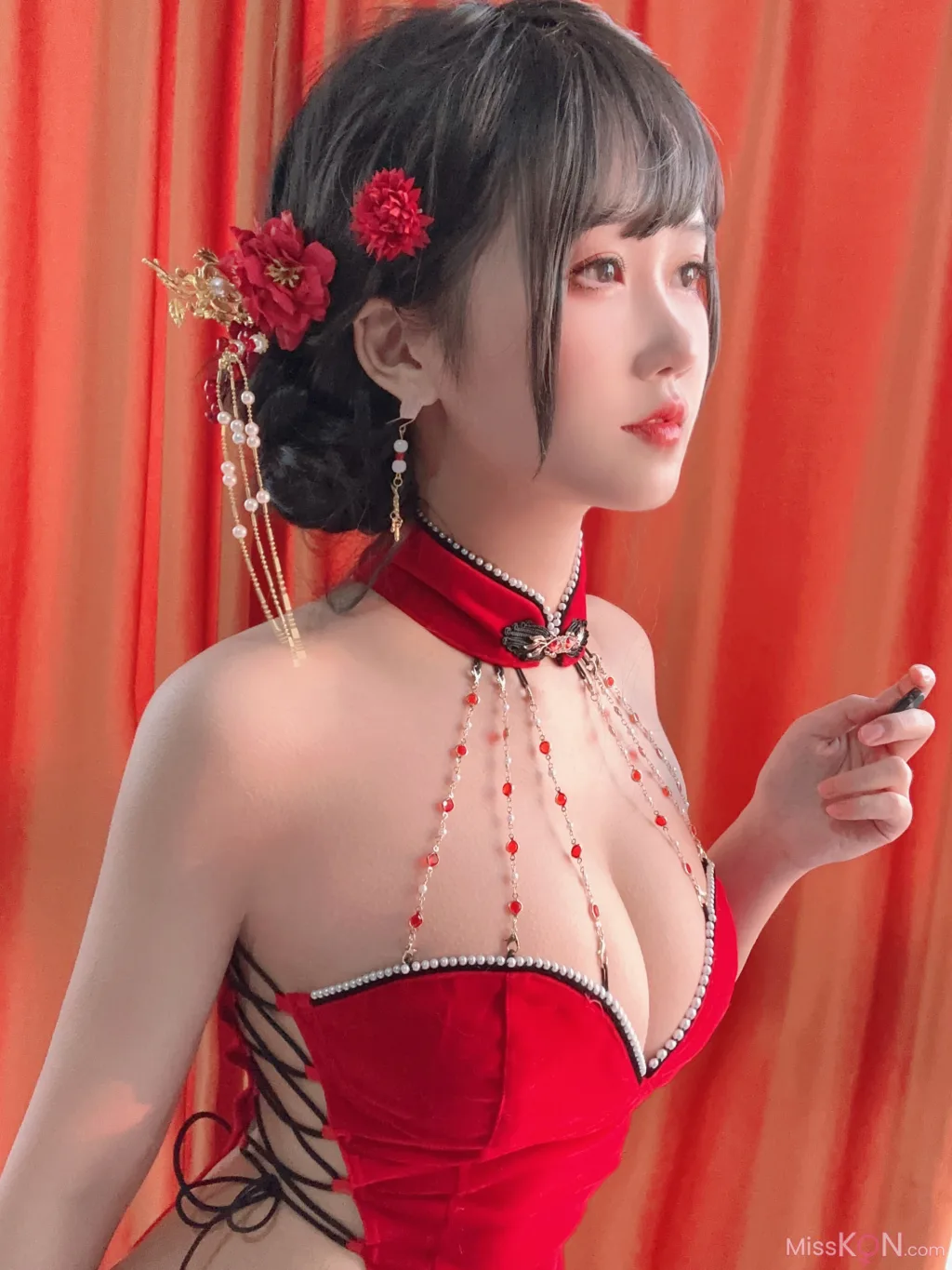 Coser@三度_69: 红丝绒旗袍 (75 photos ) 2 Coser@三度_69: 红丝绒旗袍 (75 photos ) 2