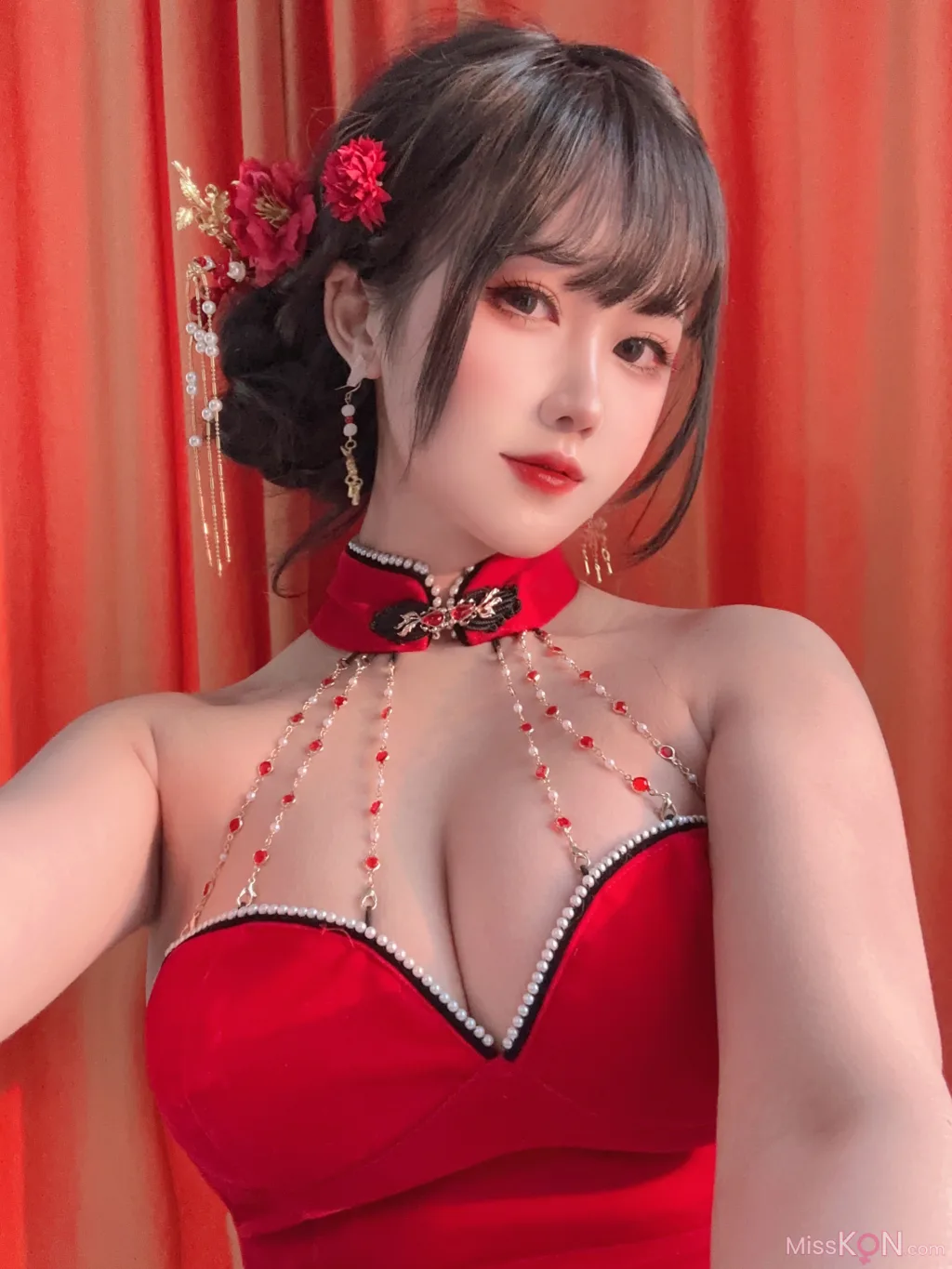 Coser@三度_69: 红丝绒旗袍 (75 photos ) 3 Coser@三度_69: 红丝绒旗袍 (75 photos ) 3