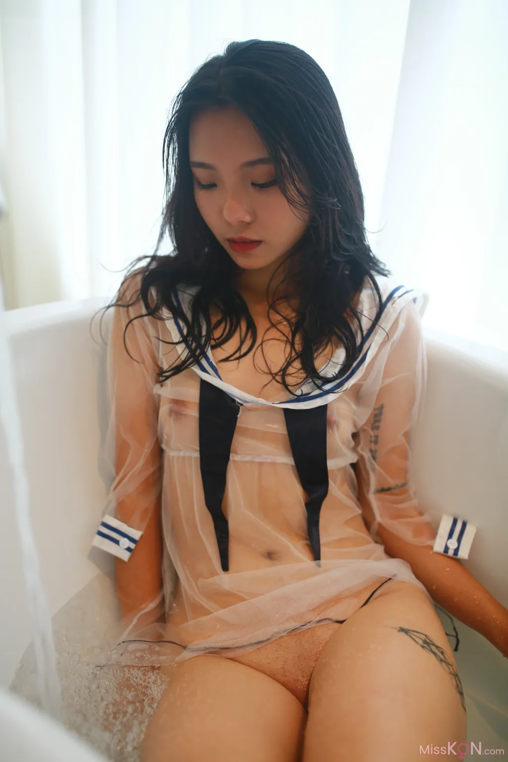 黄雅琪: 透视情趣JK装 (305 photos) 18 黄雅琪: 透视情趣JK装 (305 photos) 18
