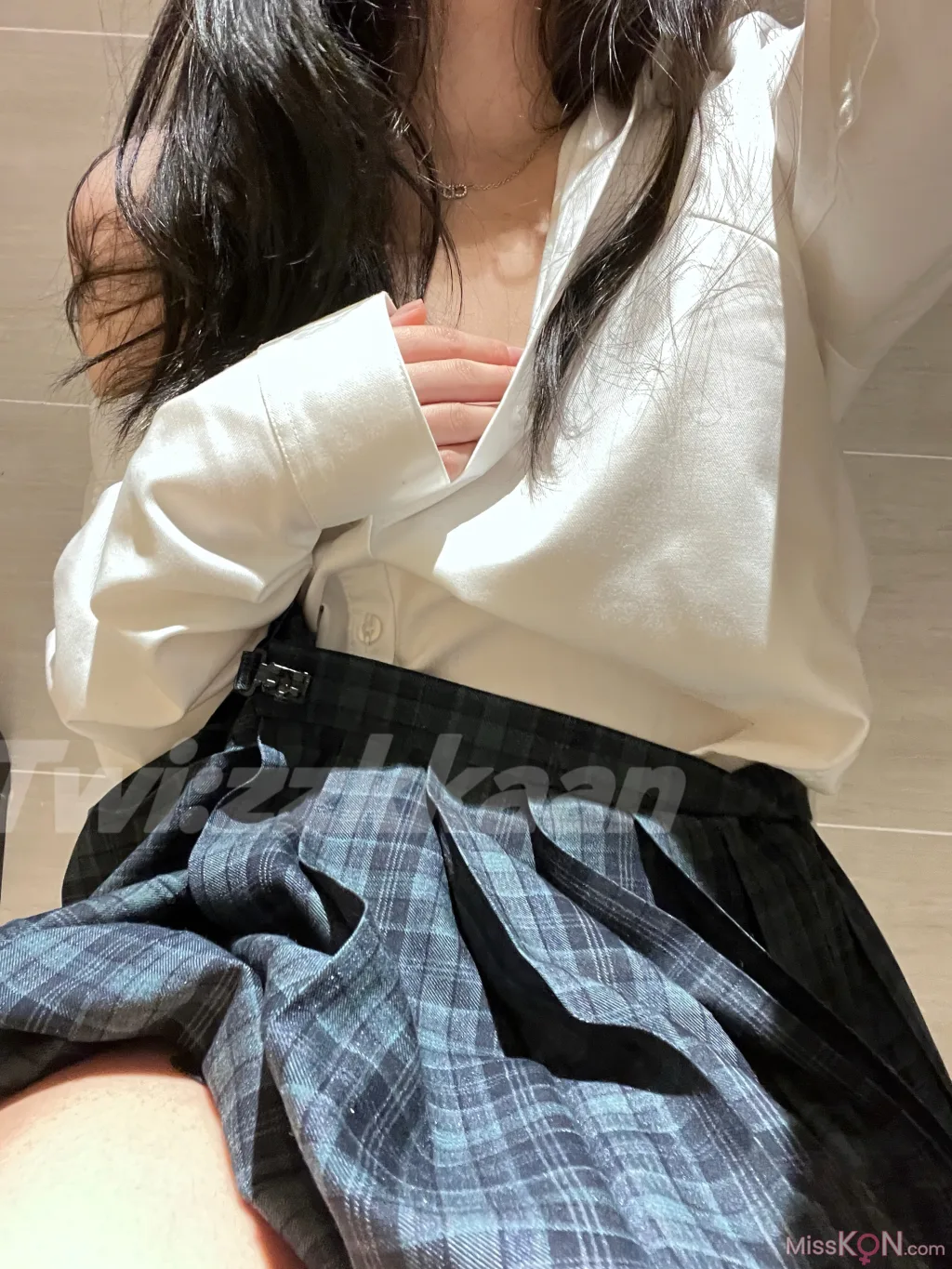 Coser@千岛酱: 酥胸白虎一线天萝莉 福利姬福利 (150 photos ) 19 Coser@千岛酱: 酥胸白虎一线天萝莉 福利姬福利 (150 photos ) 19