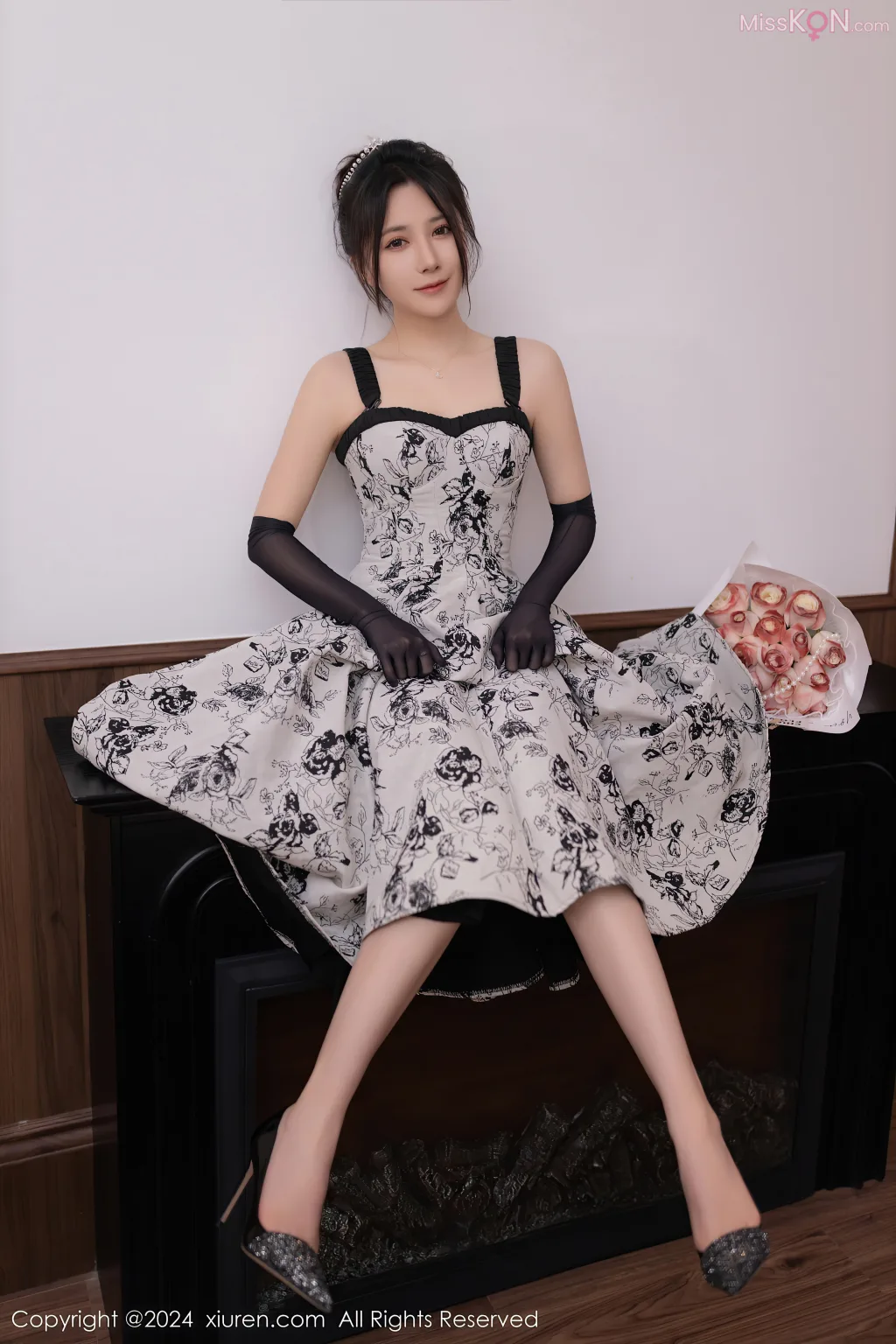 XIUREN No.8106 – 8115 (790 photos) 3 XIUREN No.8106 – 8115 (790 photos) 3